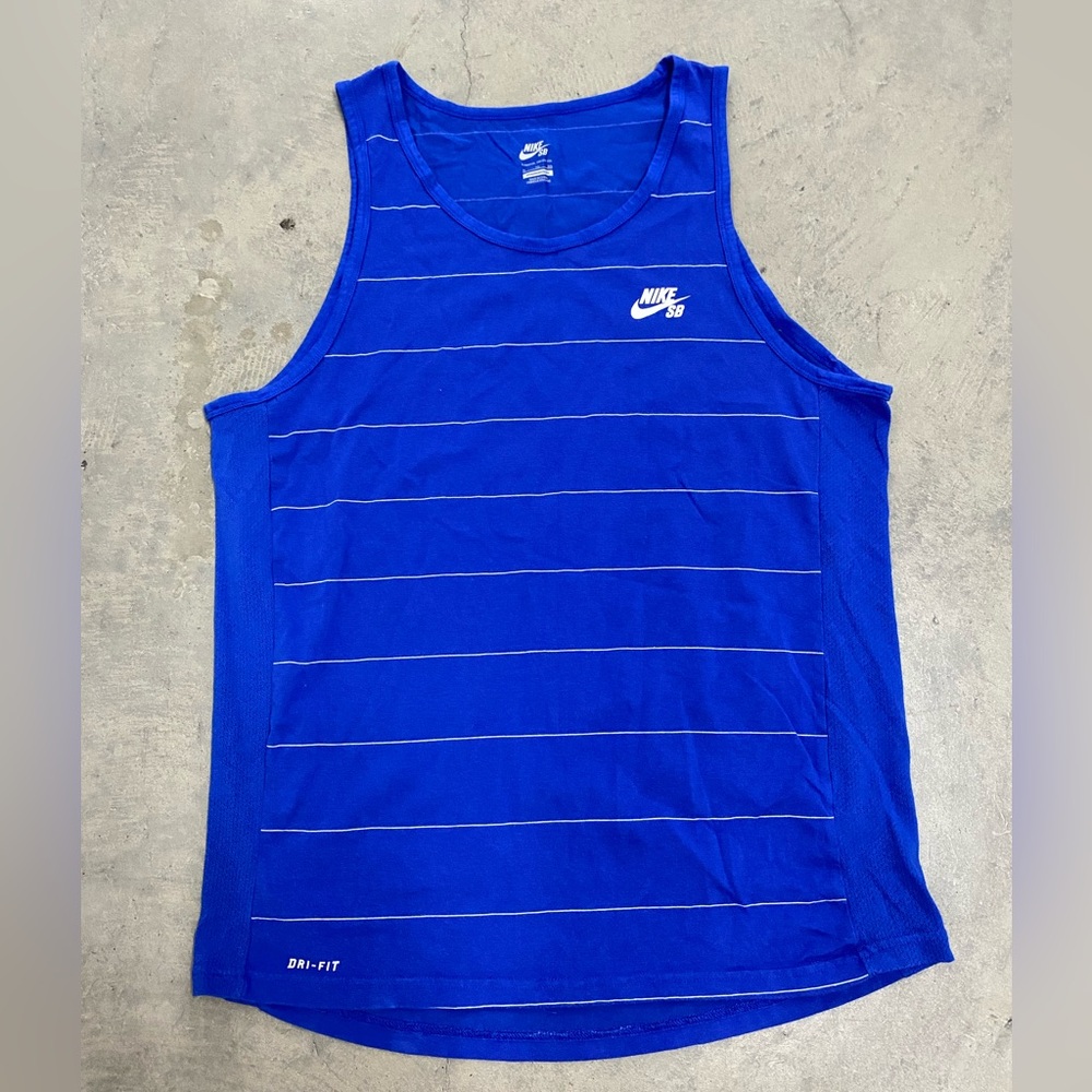 Nike SB tank